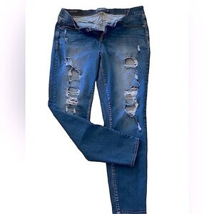 TORRID SKY HIGH PREMIUM SKINNY DESTROYED BLUE DENIM JEANS Woman’s Size 2…